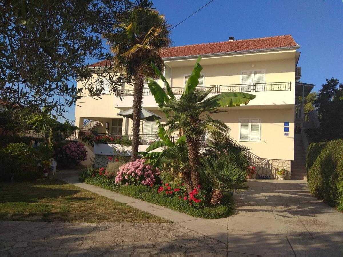 Studio Apartmani Krstina Sukosan Exterior photo